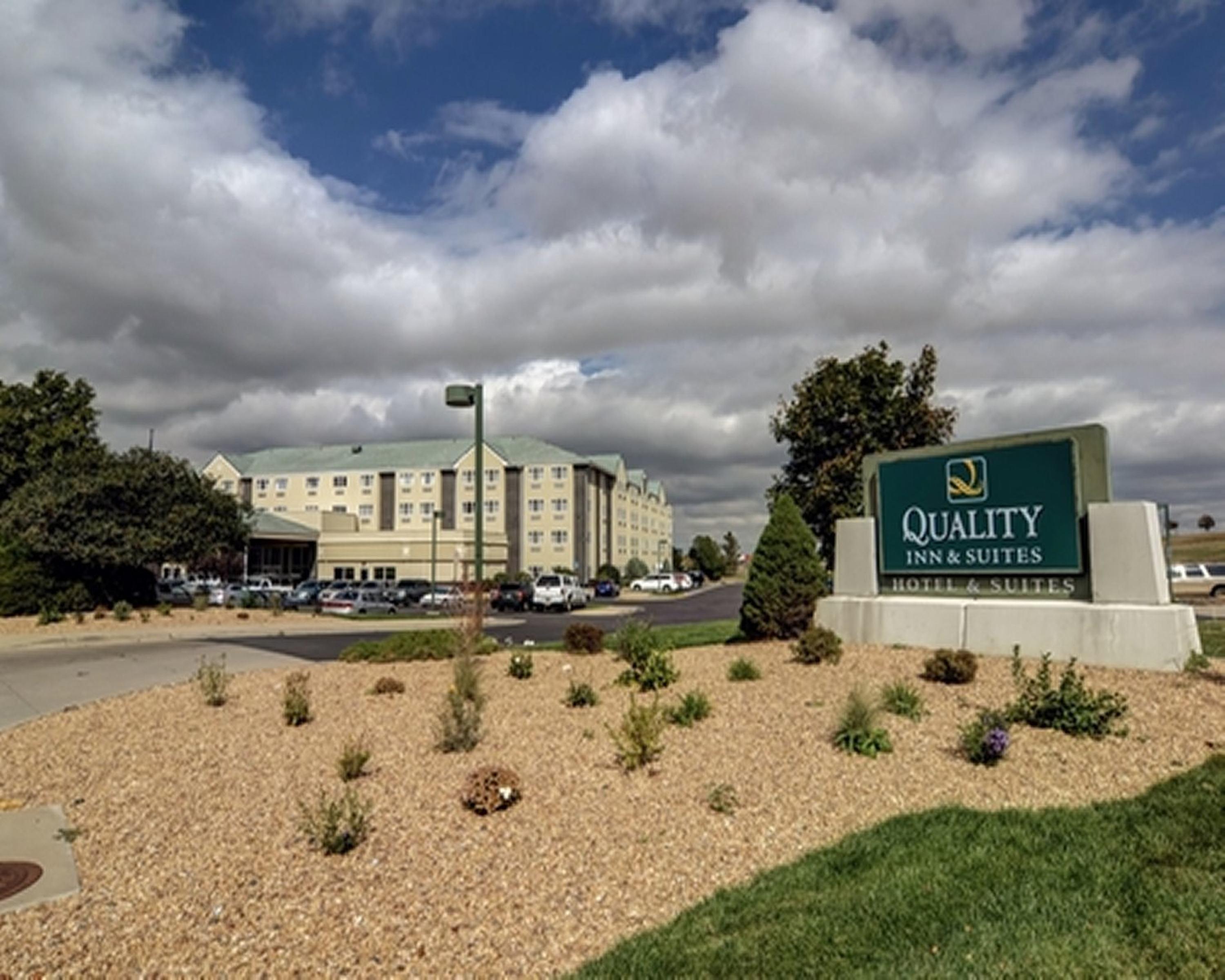 Quality Inn & Suites Denver Airport - Gateway Park Aurora Eksteriør billede