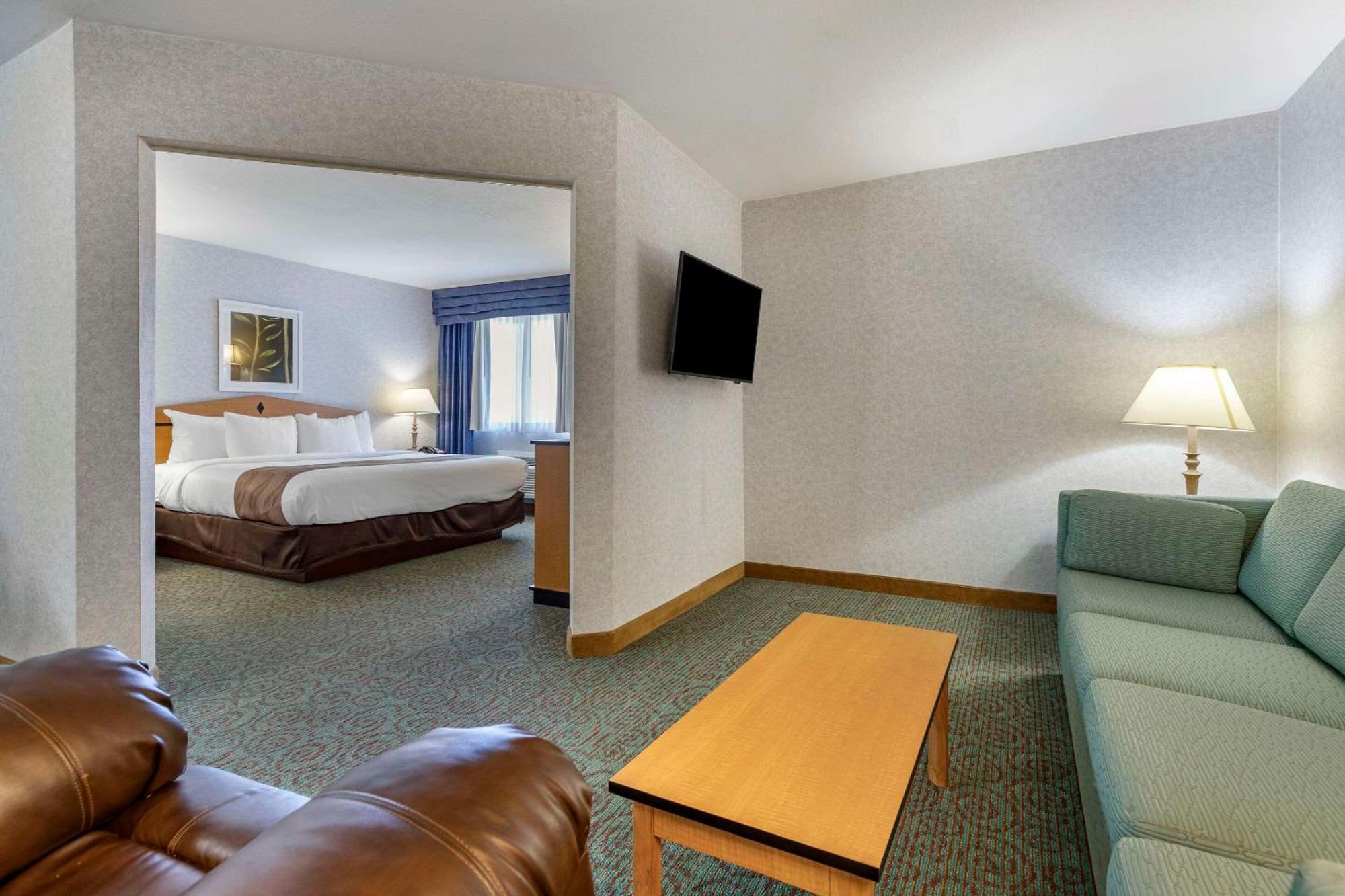 Quality Inn & Suites Denver Airport - Gateway Park Aurora Eksteriør billede